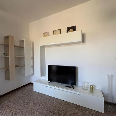 Conterno Apartment *
