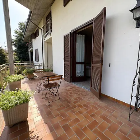 Conterno Apartment *